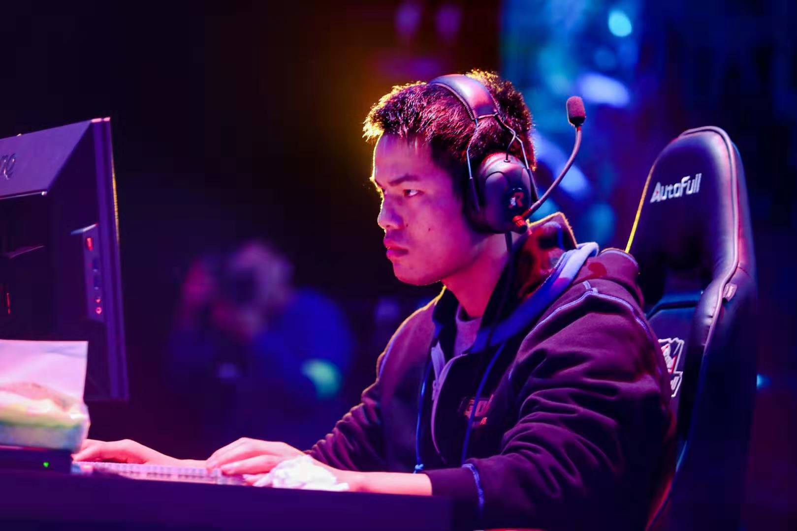 也为教练在 也为教练在